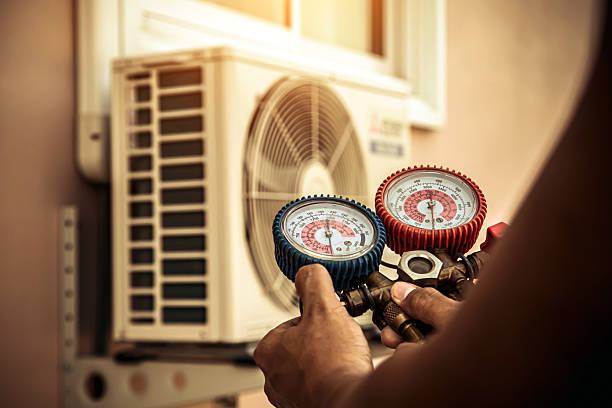 Professional Ac Installation technician working in Skaneateles Falls, NY